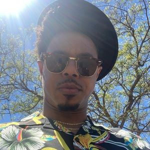 Meet your Posher, Tony